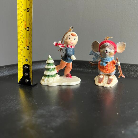 Lot of 2 Vintage Ornaments: Boy Ice Skating and Christmas mouse skiing Plastic - Picture 5 of 8